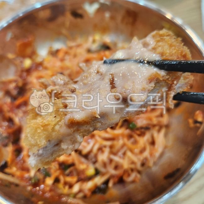 food,음식,식사,meal,쫄면,비빔쫄면,돈가스,돈까스