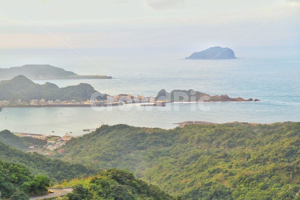 바다,산,섬,하늘,안개,자연,풍경,nature,landscape,land,땅,outdoors,옥외,water,물,sea,ocean,대양,shoreline,해안선,coast,연안