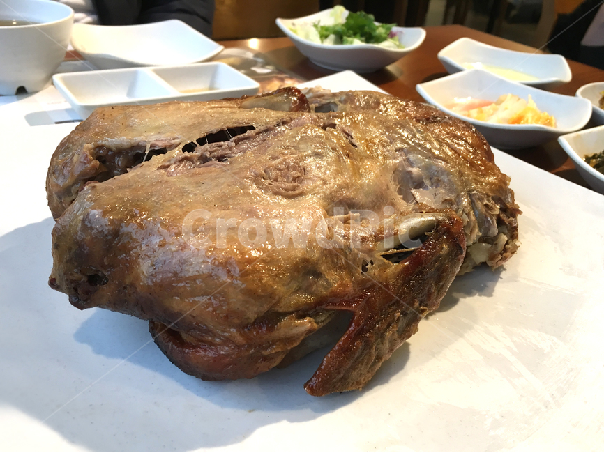 오리,오리고기,고기,훈제,통구이,구이,요리,음식,보양식,음식,식재료,요리,food,cook,meal,dishes,food reserves