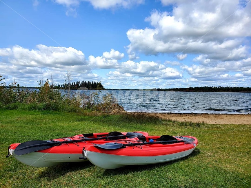 kayak,카약,노젓는배,vehicle,차량,boat,보트,transportation,canoe,카누