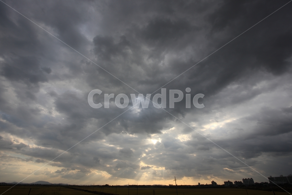 하늘,일몰,빛내림,석양,구름,풍경,sky,sunset,자연,풍경,nature,landscape,weather,날씨,outdoors,옥외,cloud,cumulus,적운