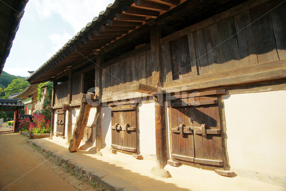 마곡사,고방,공주,사찰,창고,고건축,태화산,목재,한국전통,한국문화,korean traditional,korean culture,건축물,건물외관,exterior,building,structure,architecture,construction