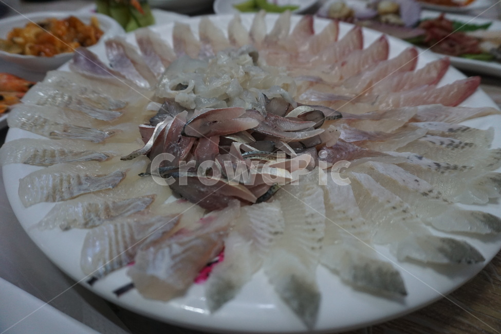 해산물,회,전어회,수산시장,제철음식,음식,식재료,요리,food,cook,meal,dishes,food reserves,수산물,해산물,fishery products,seafood