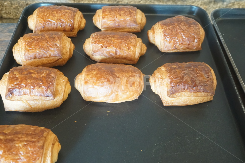 카페,빵,크로와상,갈색,맛있는,음식,식재료,요리,food,cook,meal,dishes,food reserves,빵,bread