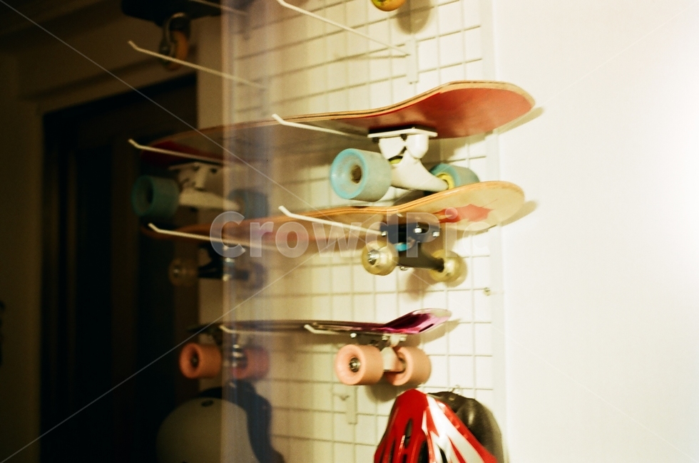 스케이트보드,보드,크루져보드,랜드서핑보드,벽걸이,스포츠,레저,운동,sports,leisure,exercise,감성,sensible,feeling,사물,물건,오브젝트,thing,object,matter