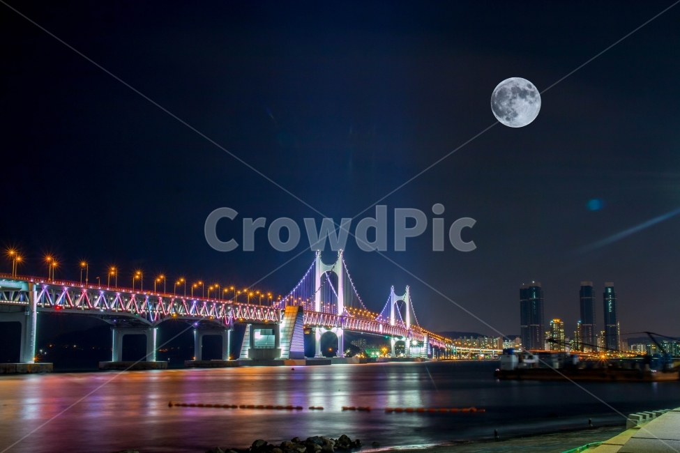 night view,Busan travel,synthesis,landscape photography,Waterside Park,Gwangalli,city,Gwangan Bridge,night view photo,Minrak,composite photo,nightview,moon,view,busan,sight,cityscape,super moon,travel