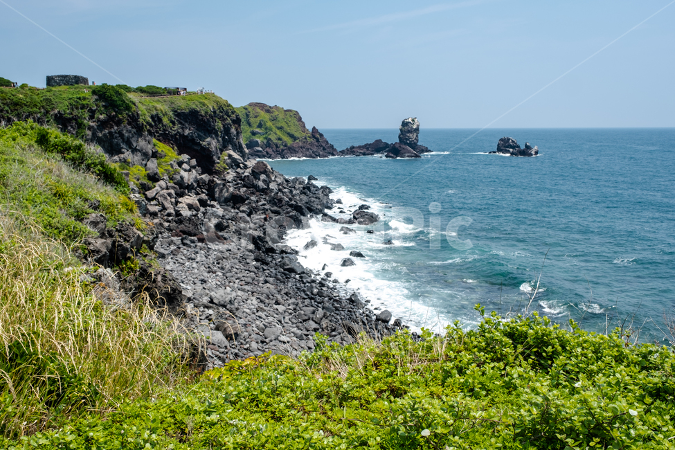 제주,제주도,성산일출봉,자연,바다,풍경,아름다운풍경,바닷가,섬,jeju,nature,풀,검은해변,검은돌,water,해변,해변가,날씨,파도,land,자연,풍경,nature,landscape,제주도,jeju,jeju island,promontory,곶