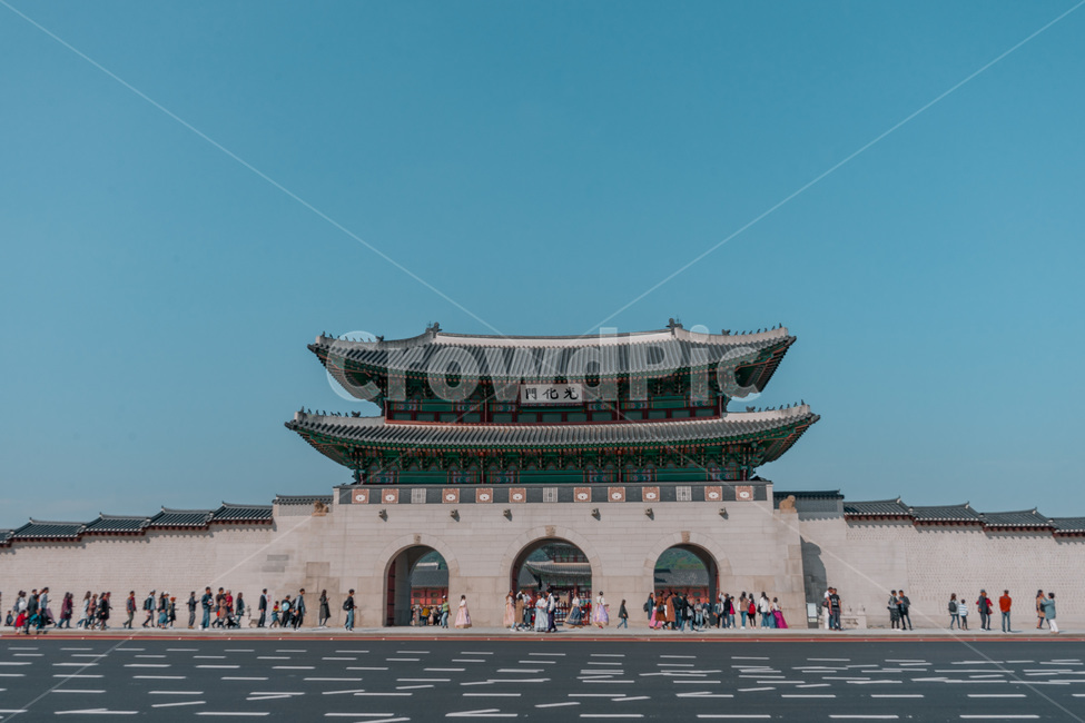 경복궁,한옥,한국,기와,파랑,한국전통,한국문화,korean traditional,korean culture,랜드마크,landmark,tourist attraction,한국랜드마크,한국관광지,한국명소,korea landmark,korea tourist attraction,건축물,건물외관,exterior,building,structure,architecture,construction