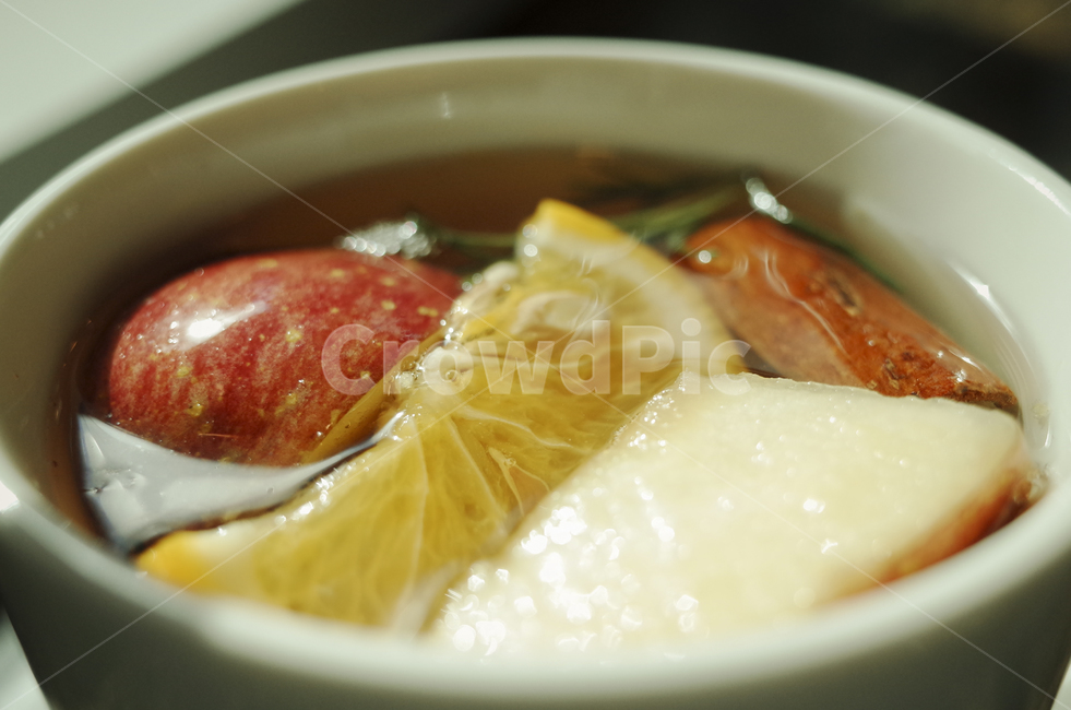 food,식품,cafe,카페,디저트,dessert,ㅇrink,음료,뱅쇼,벵쇼,와인,사과,오렌지,시나몬,화이트와인,무알콜,따뜻한음료,뜨거운음료,음료수,drink,beverage