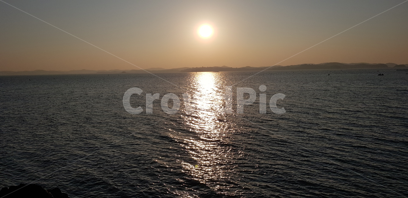 nature,자연,outdoors,옥외,shoreline,water,물,sea,바다,ocean,대양,해안선,flare,플레어,light,빛,sunlight,햇빛