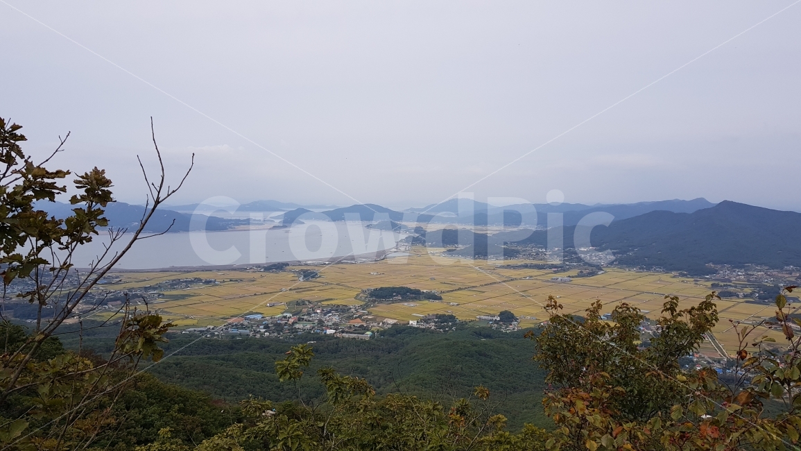 강화도,우리나라,마니산,참성단,강화도전경,들녁,바다와들,바다와산,바다,산,들력,전경,내려다본,산에서내려다본,자연,풍경,nature,landscape,한국자연풍경,한국자연경관,korea nature landscape,시골,마을,country,rural,town,outdoors,옥외,scenery,경치