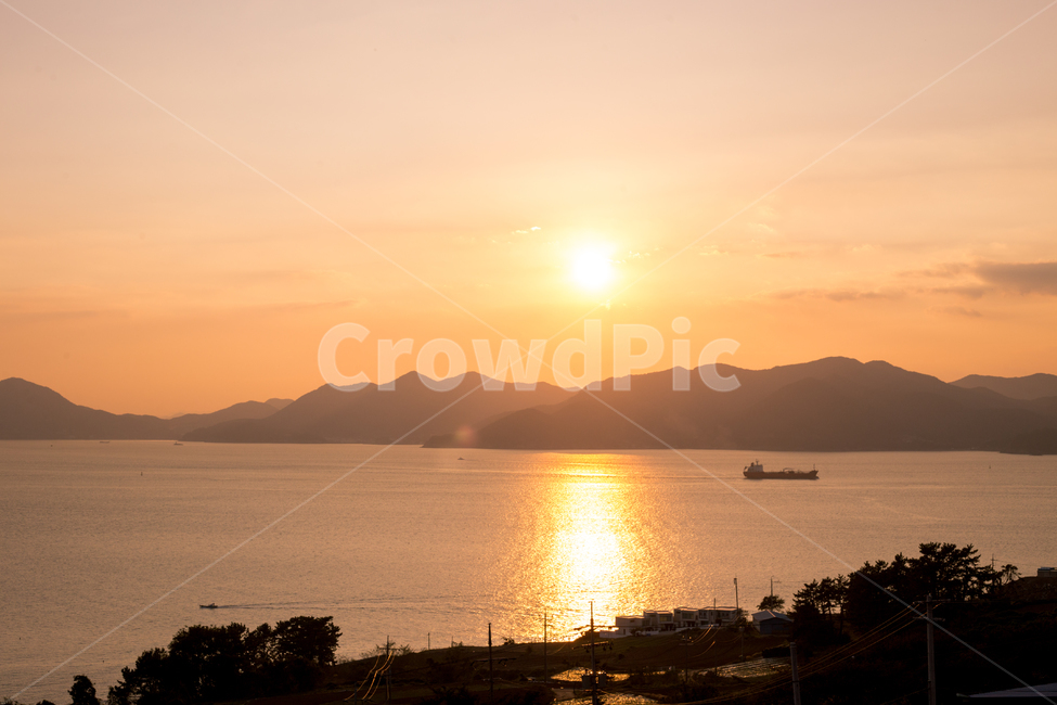 light,빛,flare,플레어,nature,옥외,outdoors,햇빛,sunlight,자연,바다,배,풍경,일몰,노을,남해,sea,sunset,landscape,scenery,자연,풍경,nature,landscape