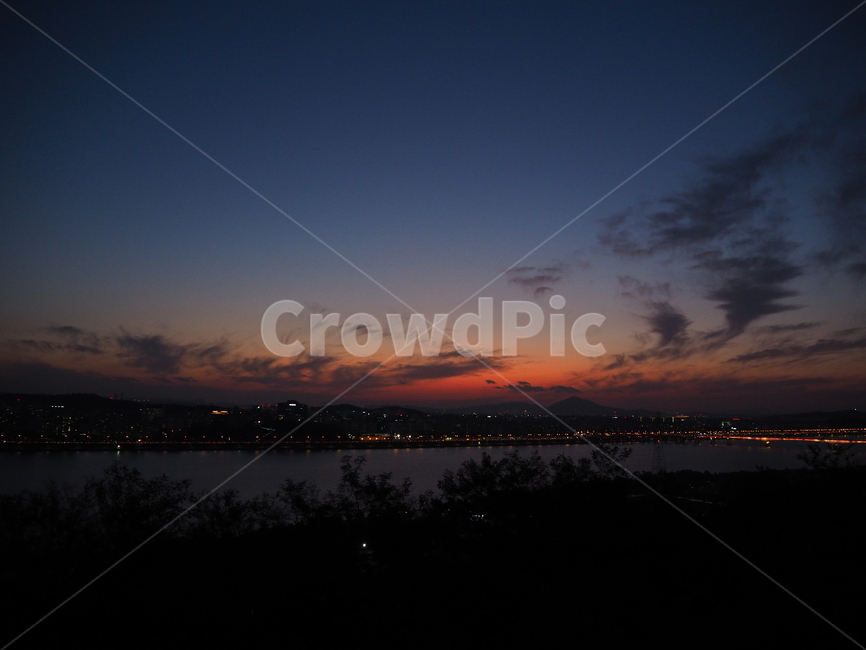 자연,nature,일몰,sunset,sky,하늘,redsky,붉은하늘,한강,노을,가을,가을하늘,저녁,자연,풍경,nature,landscape