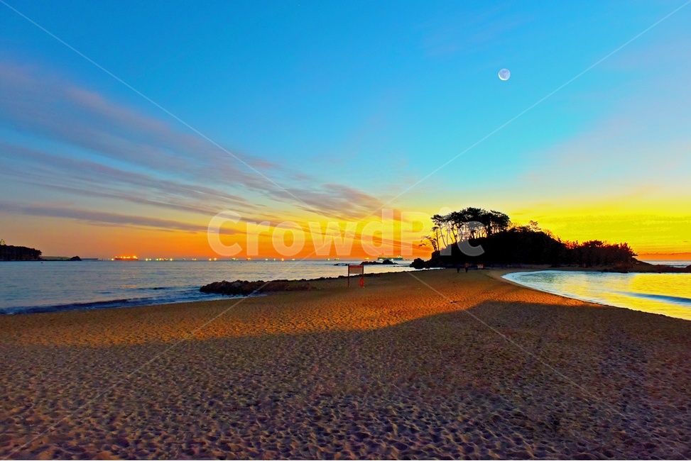 경치,경관,풍경,sky,하늘,redsky,붉은하늘,dawn,새벽,울산,울주,강양항,명선도,아침,일출,명선도일출,물안개,해돋이,여명,ocean,대양,nature,자연,outdoors,옥외,sea,바다,water,물,shoreline,해안선,자연,풍경,nature,landscape