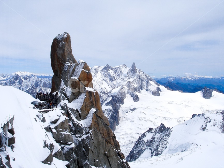 프랑스,샤모니,몽블랑,애귀디미디,눈,산,눈덮인산,추움,france,chamonix,montblanc,aiguilledumidi,snow,mountain,snowmountain,cold,겨울,계절,winter,season,자연,풍경,nature,landscape,해외,외국,세계,foreign,oversea,world,세계자연풍경,해외자연풍경,외국자연풍경,world nature landscape,outdoors,옥외,mountain range,산맥,ice,빙,peak,피크,glacier,빙하