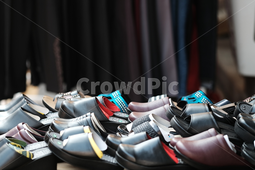 시장,신발,가게,슬리퍼,전통시장,사물,market,shoes,시장,마트,마켓,market,mart,market place,사물,물건,오브젝트,thing,object,matter