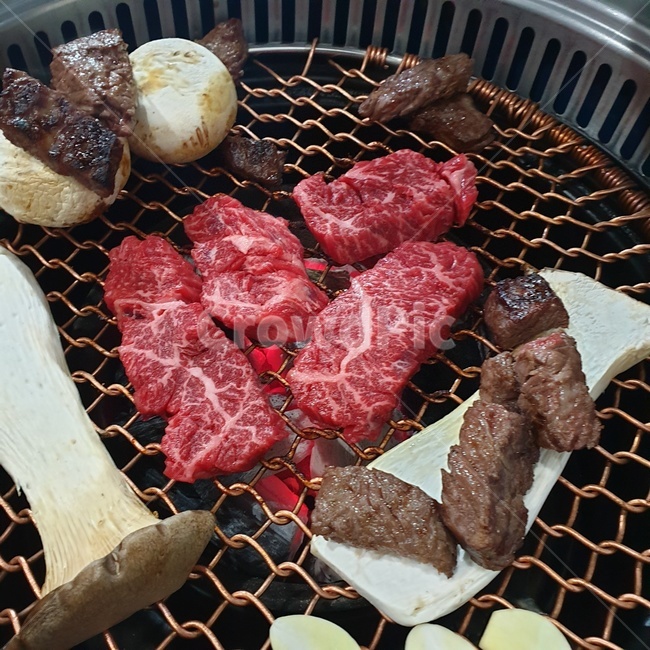 음식,요리,고기,소고기,버섯