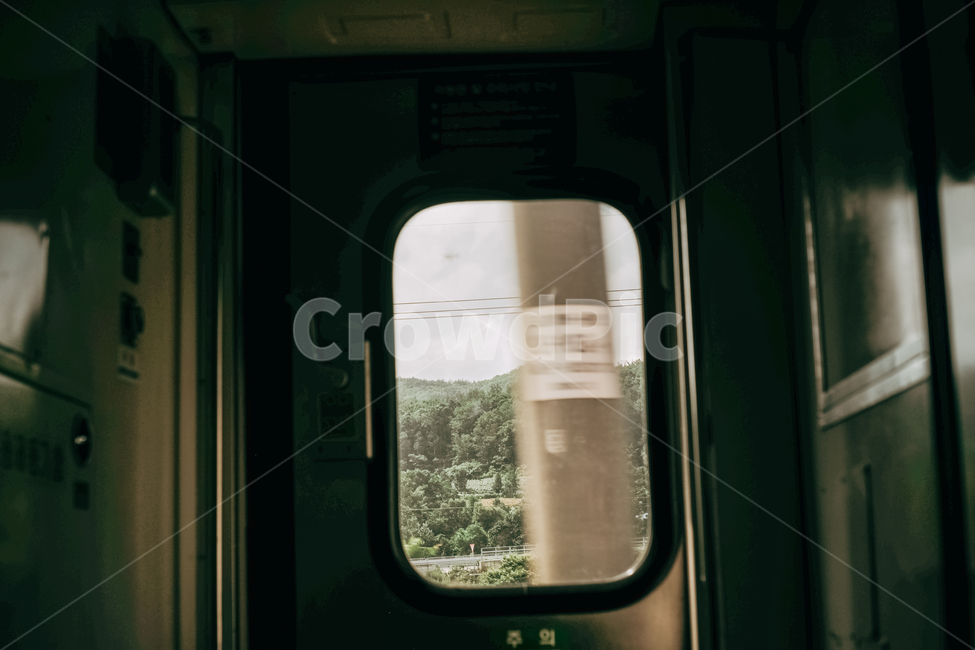 기차,창문,전봇대,실내,train,window,indoor,교통,교통수단,traffic,transportation