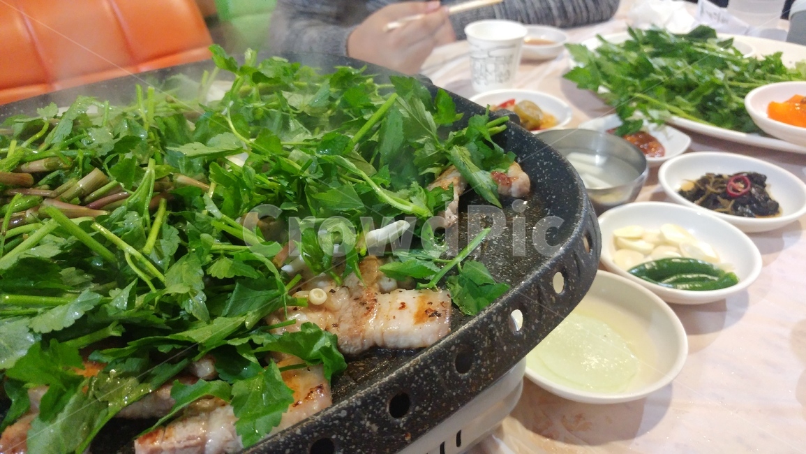 미나리,삼겹살,고깃집,음식,food,고기