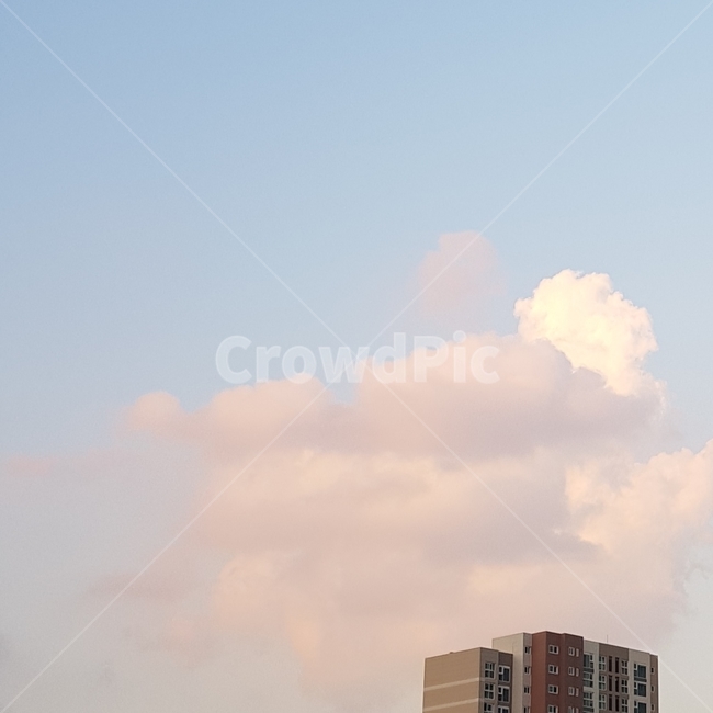 건물,자연,nature,구름,하늘,building,도시,풍경,city,landscape,high rise,고층 건물,town,시티,urban,어반,weather,날씨