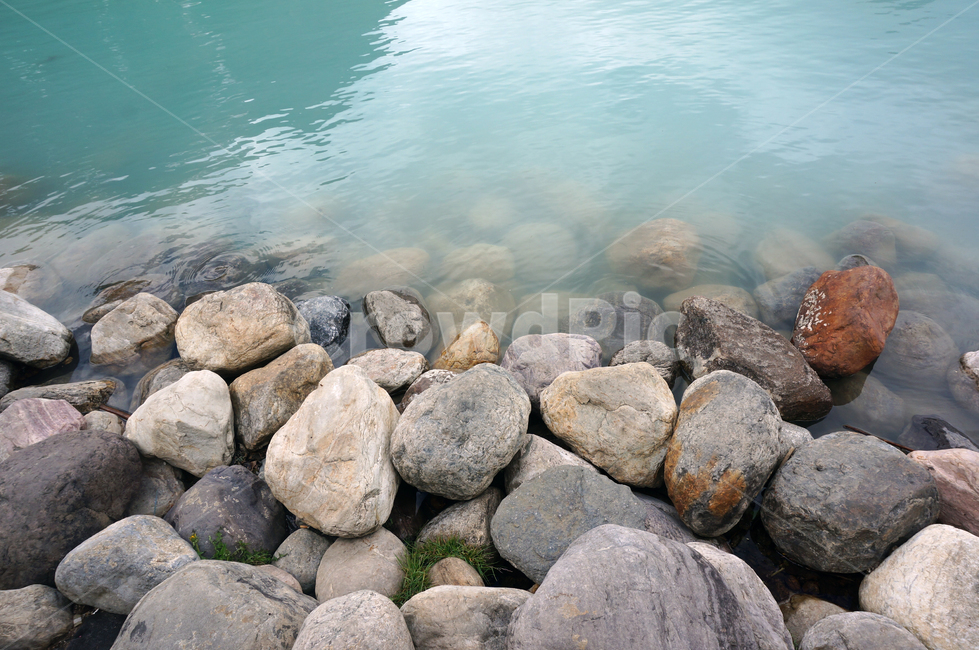 자갈,g​ravel,lake,호수,emerald,돌,루이즈호,louiselake,reflection,에메랄드