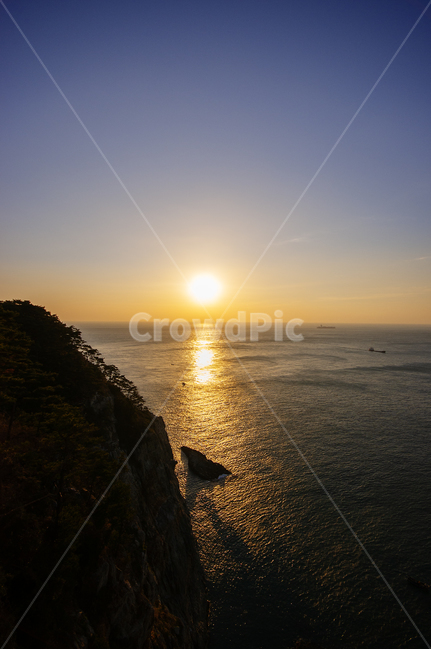 부산,태종대,바다,바닷가,절벽,일출,아침,햇살,light,빛,flare,플레어,sunlight,햇빛,taejongdae,busan,cliff,sea,자연,풍경,nature,landscape