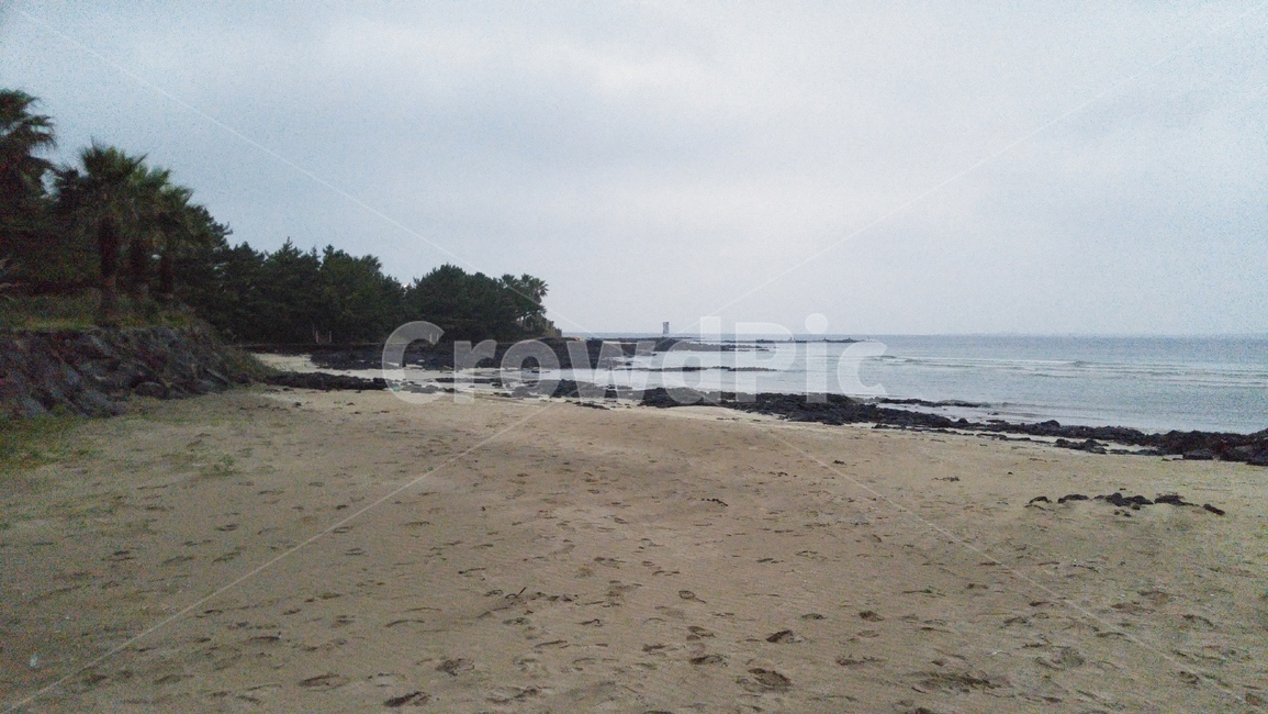 water,sea,대양,ocean,나라,물,바다,shoreline,해안선,제주,제주도,제주바다,제주하늘,제주도바다,제주도하늘,해안,해변,방파제,경치,land,옥외,outdoors,자연,nature,바닥,ground,해수욕장,자연,풍경,nature,landscape