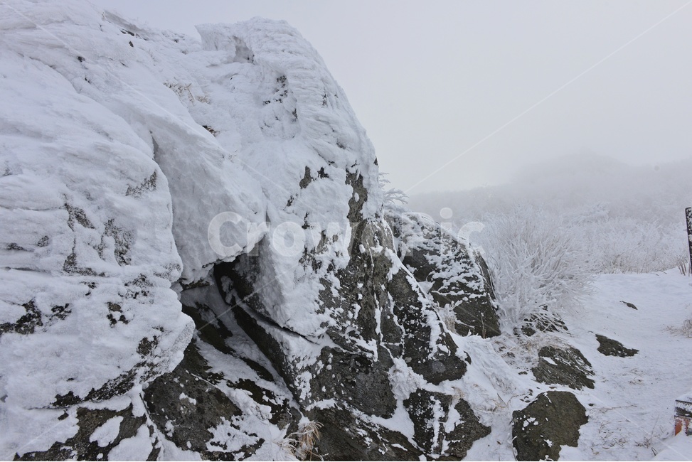 전북,무주,설천봉,상고대,상제루,mountainrange,산맥,winter,겨울,blizzard,눈보라,storm,폭풍,nature,자연,outdoors,옥외,ice,빙,snow,눈,mountain,산,향적봉,겨울,계절,winter,season,자연,풍경,nature,landscape