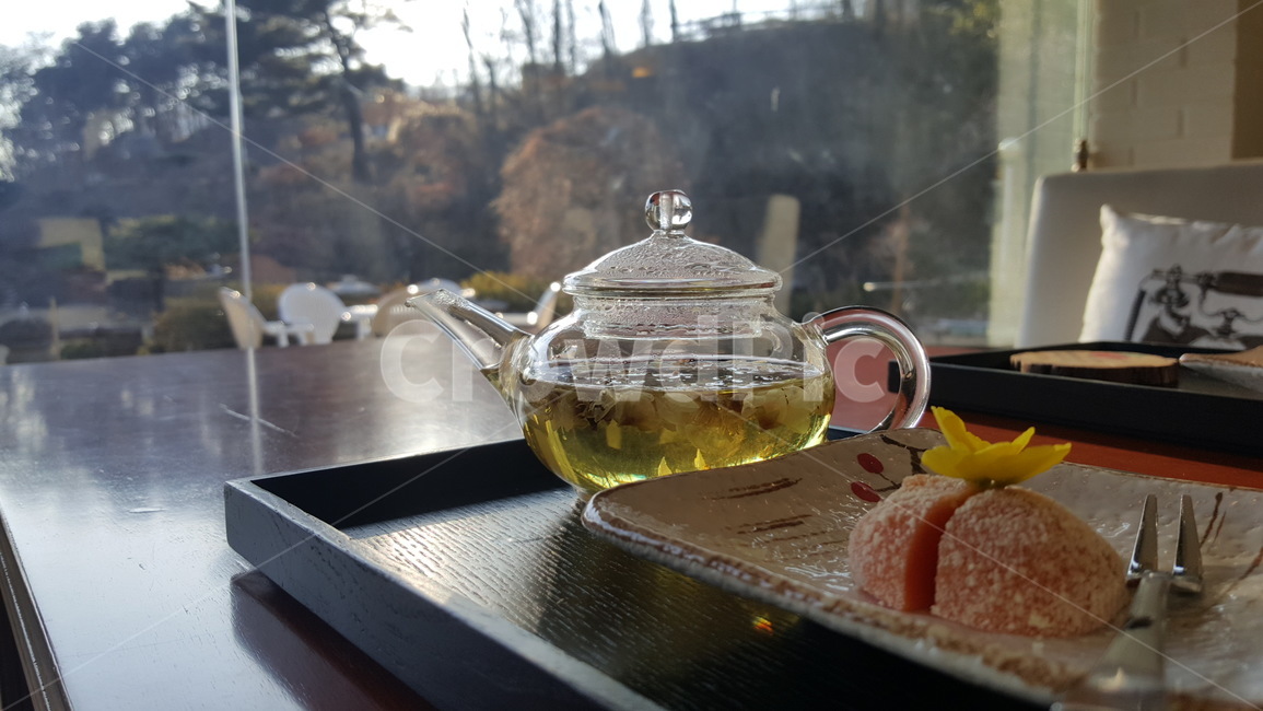떡,디저트,꽃잎차,잎차,다기,카페,풍경,정원,차,다도