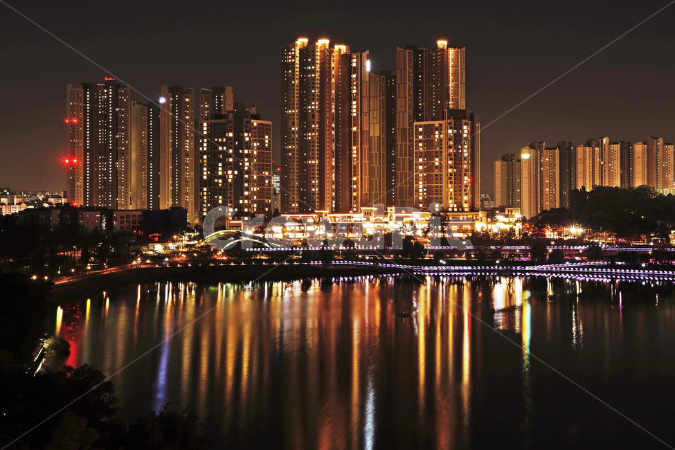 광교호수공원,영통,수원시,호수,원천저수지,아파트,반영,야경,야경,밤,풍경,nightscape,night,landscape,건축물,건물외관,exterior,building,structure,architecture,construction