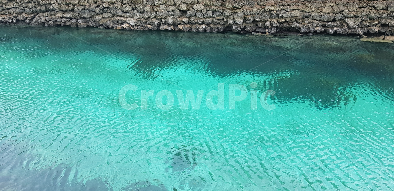 에메랄드물빛,괌애메랄드밸리,에메랄드물,맑은바닷물,깨끗한바다,water,물,바다,괌,sea