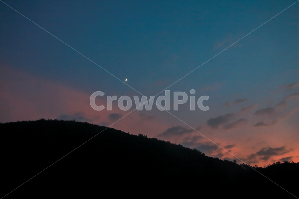 달,밤하늘,밤,하늘,초승달,자연,풍경,nature,landscape,야경,밤,nightscape,night,outdoors,옥외
