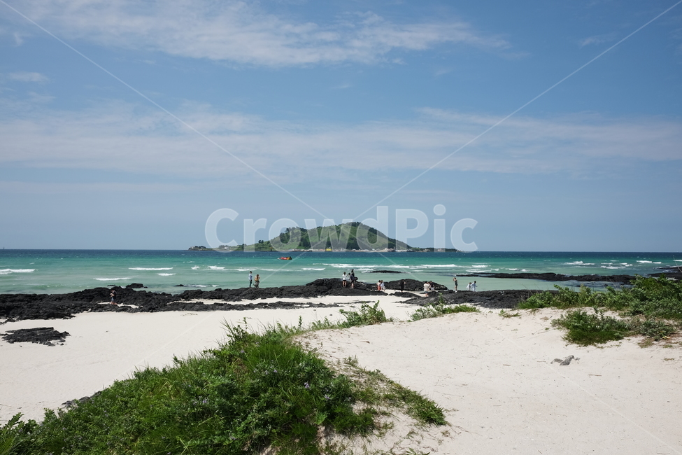 제주도,협재해변,자연풍경,바다,비양도,자연,풍경,nature,landscape,한국자연풍경,한국자연경관,korea nature landscape,해변,바다,beach,sea,제주도,jeju,jeju island,outdoors,옥외,land,땅,ocean,대양,water,물,shoreline,해안선,coast,연안