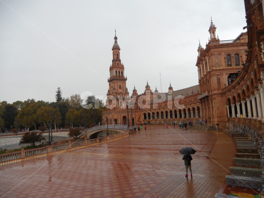 spain,rain,sevilla,Seville,building,Spain,rainy,square,Plaza,Plaza de Espaa,europe,architecture