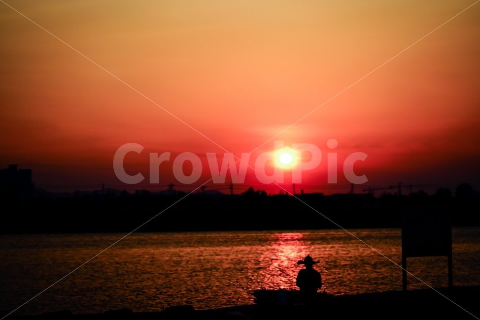세월을낚다,낚시,일몰,구미,낙동강,동락공원,태양,sunset,강태공,고독,붉은하늘,노을,backlight,역광,자연,풍경,nature,landscape,사람,인물,인간,human,person,인물실루엣,사람실루엣,character silhouette,human silhouette,outdoors,옥외,sky,하늘,dusk,황혼,dawn,새벽,red sky,붉은 하늘,sunlight,햇빛