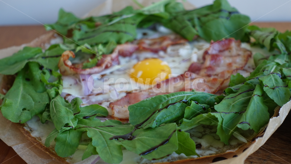 음식,식사,food,meal,crepe,크레페,dish,달걀노른자,달걀,eggfry,becon,베이컨