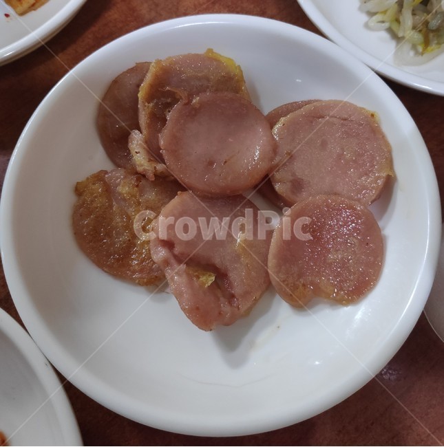 food,소세지,분홍소세지,요리,식사,음식,식재료,요리,food,cook,meal,dishes,food reserves