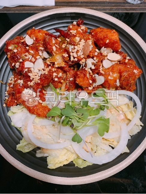 Kkanpunggi Salad,chicken,Chicken dishes,salad,Salad dish,Kkanpunggi