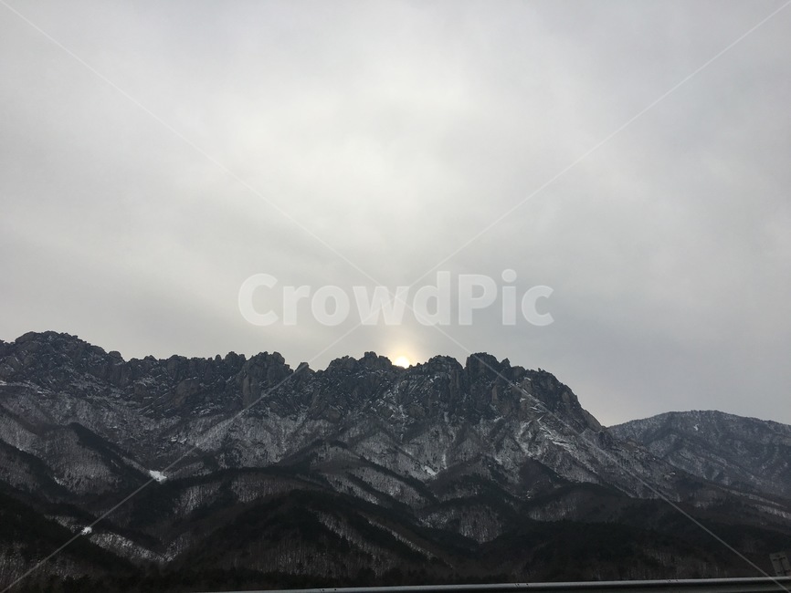 겨울산,산,해오름,해,해돋이,해질녁
