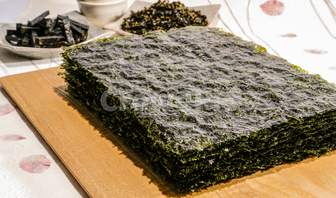 김,돌김,김자반,김스낵,김과자,제품컷,김밥,음식,식재료,요리,food,cook,meal,dishes,food reserves,한식,한국음식,한국요리,korean food,korean dishes,korean meal,korean cook