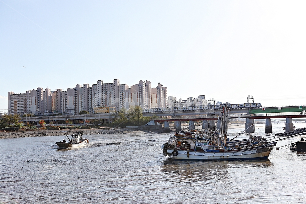 배,어선,선박,바다,고기잡이,어업,난업,파도,물,물살,풍경,자연,어업,fishery,fishing industry