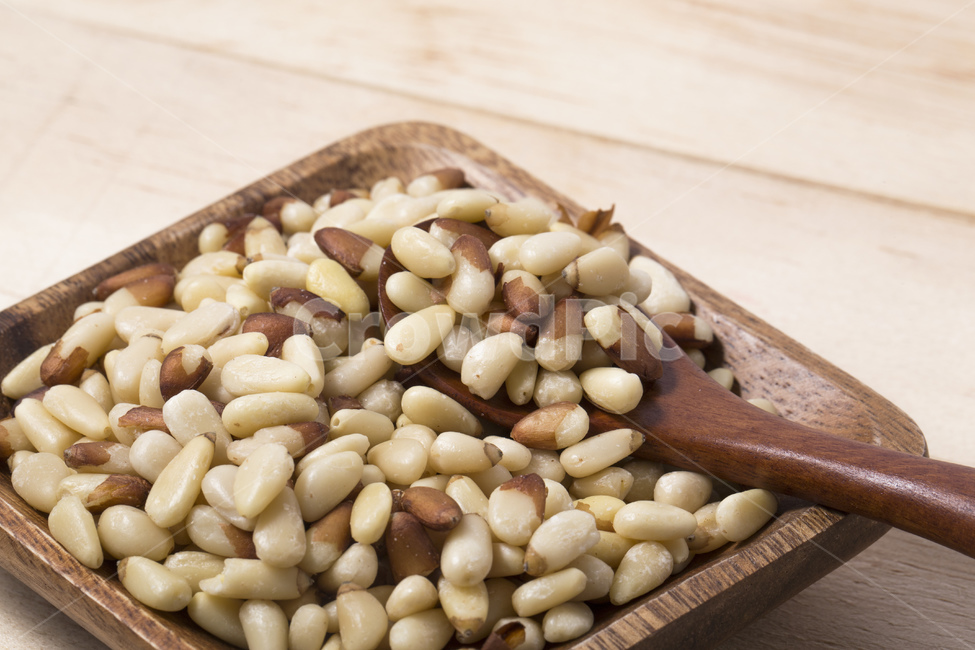 잣,식품,견과류,견과,껍질,고명,접시,스푼,콩류,견과류,beans,pulse,nuts,dry fruits
