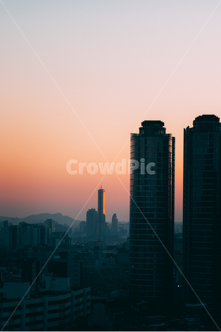 건물,서울,노을,동네,배경화면,도심,풍경,landscape,city,한국도시풍경,한국도시경관,korea,cityscape,하늘,sky,도시,풍경,city,landscape,한국도시풍경,한국도시경관,korea cityscape,nature,자연,outdoors,옥외,red sky,붉은 하늘,dusk,황혼,dawn,새벽,sunset,일몰