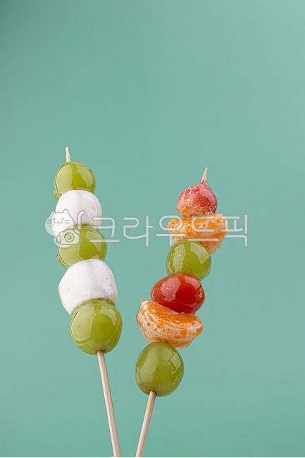 탕후루,생과일,과일,설탕,설탕시럽,시럽,꼬치,설탕코팅,간식,음식,과일탕후루,과일꼬치,귤,샤인머스켓,마시멜로