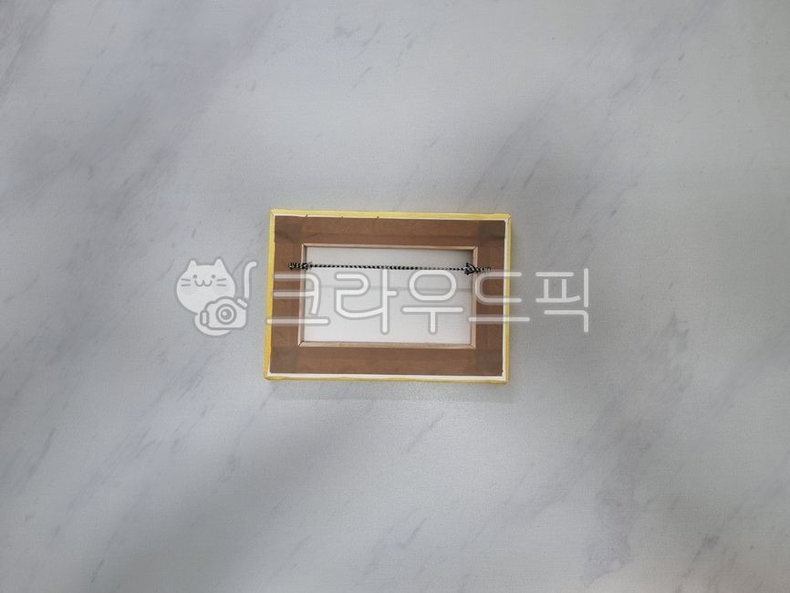 The back,thebackofaframe,photo frame,pictureframe,backside,back of frame,back side,back plate,backplate,marble,back panel of picture frame,artificialmarble,pictureframebackplate,artificial marble,picture frame,Photo Frame,frame