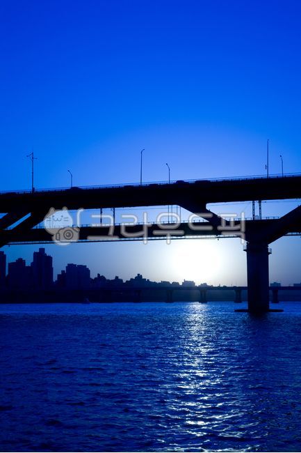 강,청담대교,교통,노을,다리,도시,서울,실루엣,일출,태양,풍경,한강,한국