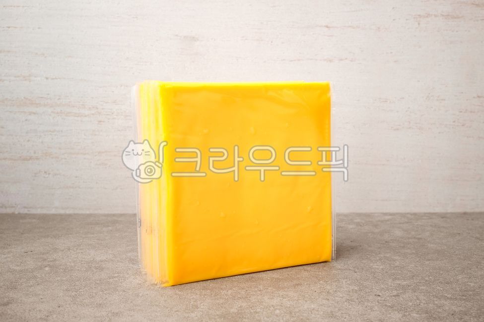 Dairy products,ingredient,savory,yellow,dairy product,food,cheese,thin,meal,square,oily,grocery,Food Ingredients,ingredients,Cheddar Cheese,Sliced Cheese