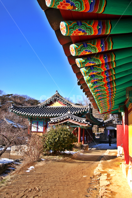 개심사,서산,불교사찰,654년,혜감선사,단청,처마루,유적,고건축,한국전통,한국문화,korean traditional,korean culture,건축물,건물외관,exterior,building,structure,architecture,construction