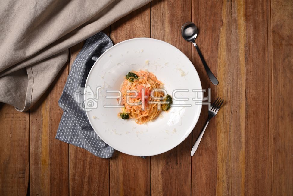 Cooking,ros,pasta,Pasta noodles,rose,rosepasta,cooking,rose pasta,food