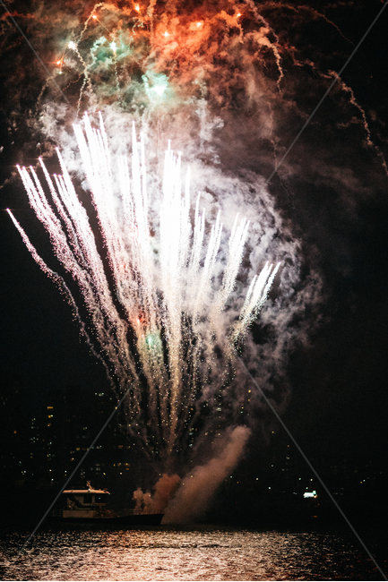 한강,불꽃놀이,유람선,불꽃,축제,야경,밤,풍경,nightscape,night,landscape,축제,행사,festival,carnival,event,nature,자연,outdoors,옥외